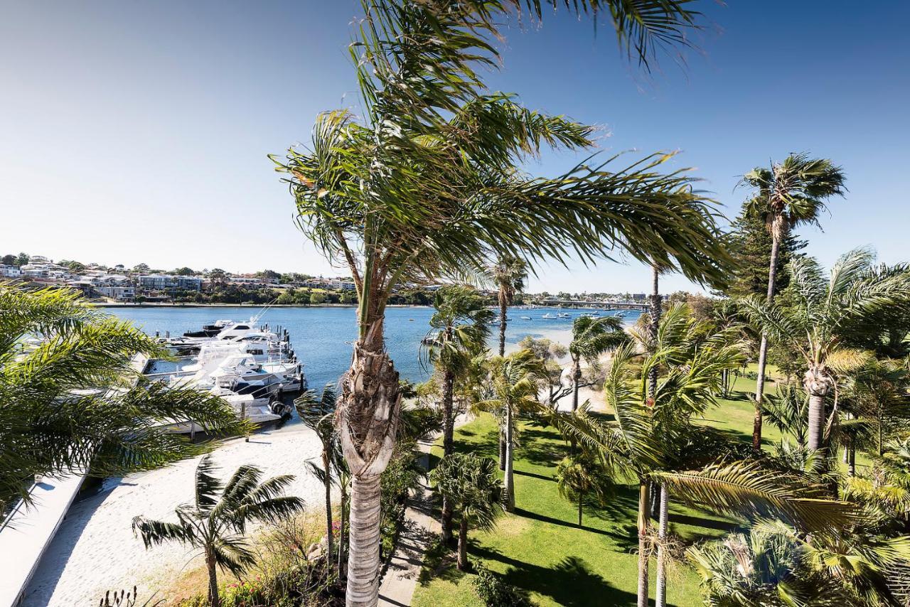 Pier 21 Riverside Apartment Hotel Fremantle Bagian luar foto